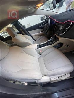 Chrysler 200